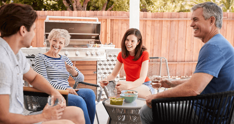 How to talk to aging parents about assisted living communities